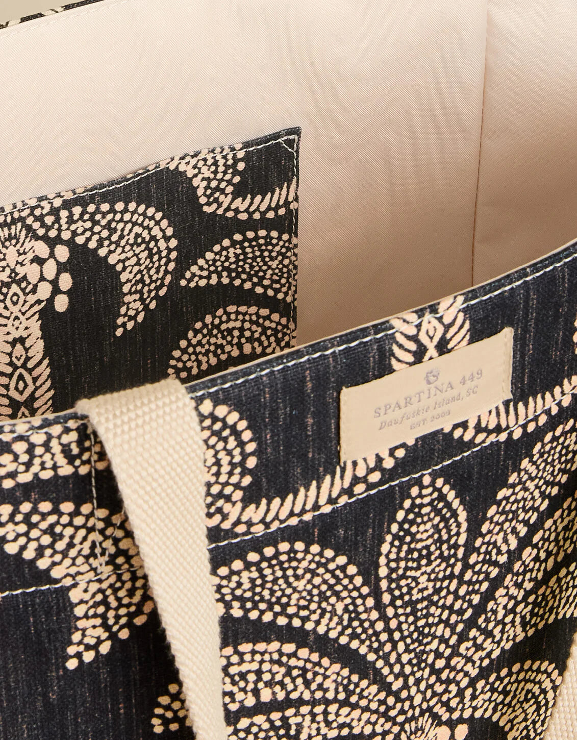 Shop Tote Bridge Street Palms Black