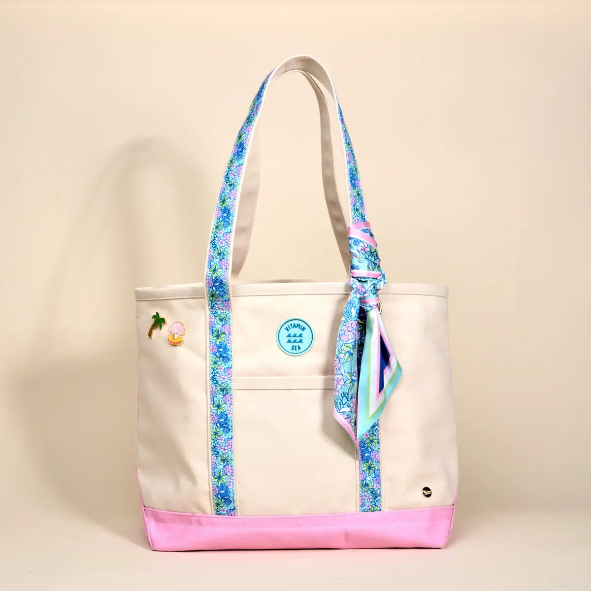 The Darling Canvas Tote Bag–Coastal Cove