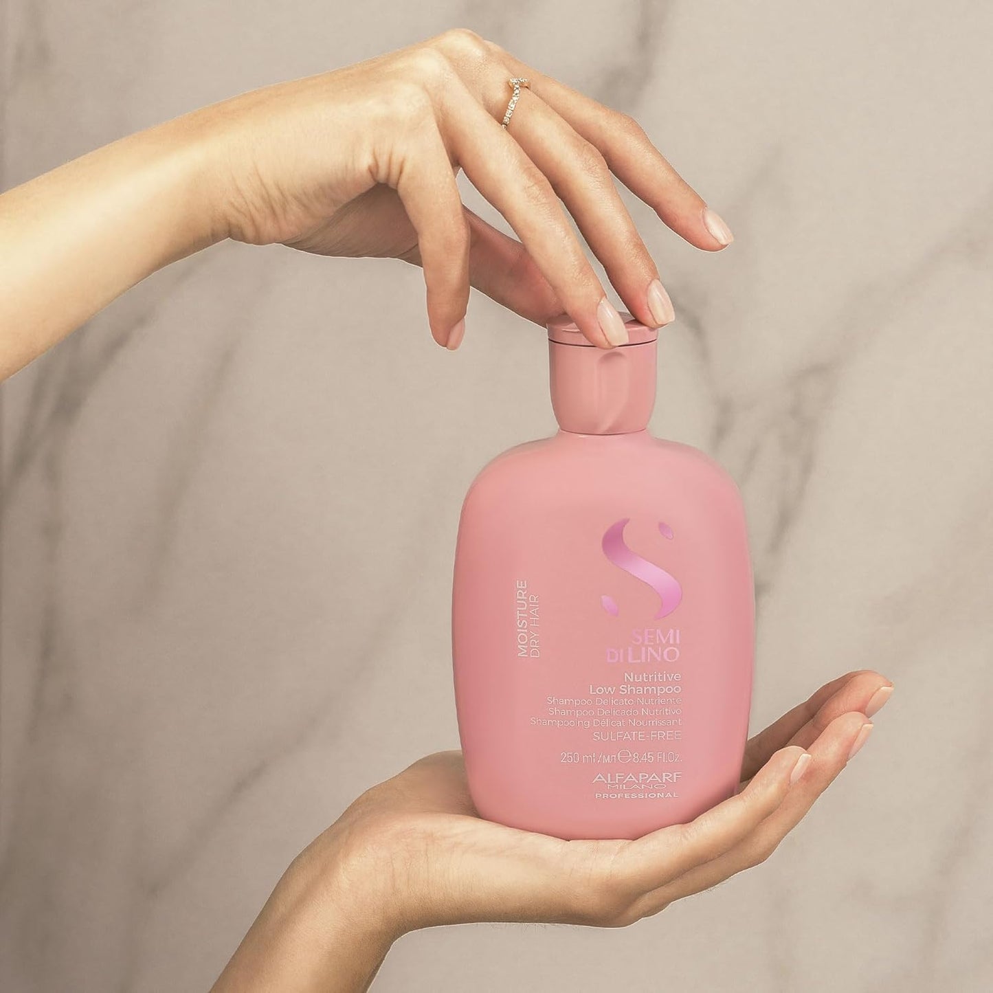 Moisture Nutritive Low Shampoo for Dry Hair