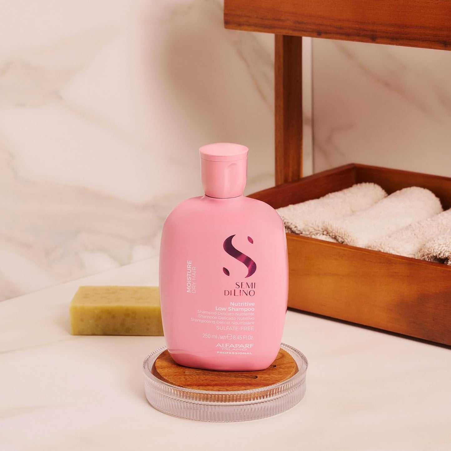 Moisture Nutritive Low Shampoo for Dry Hair