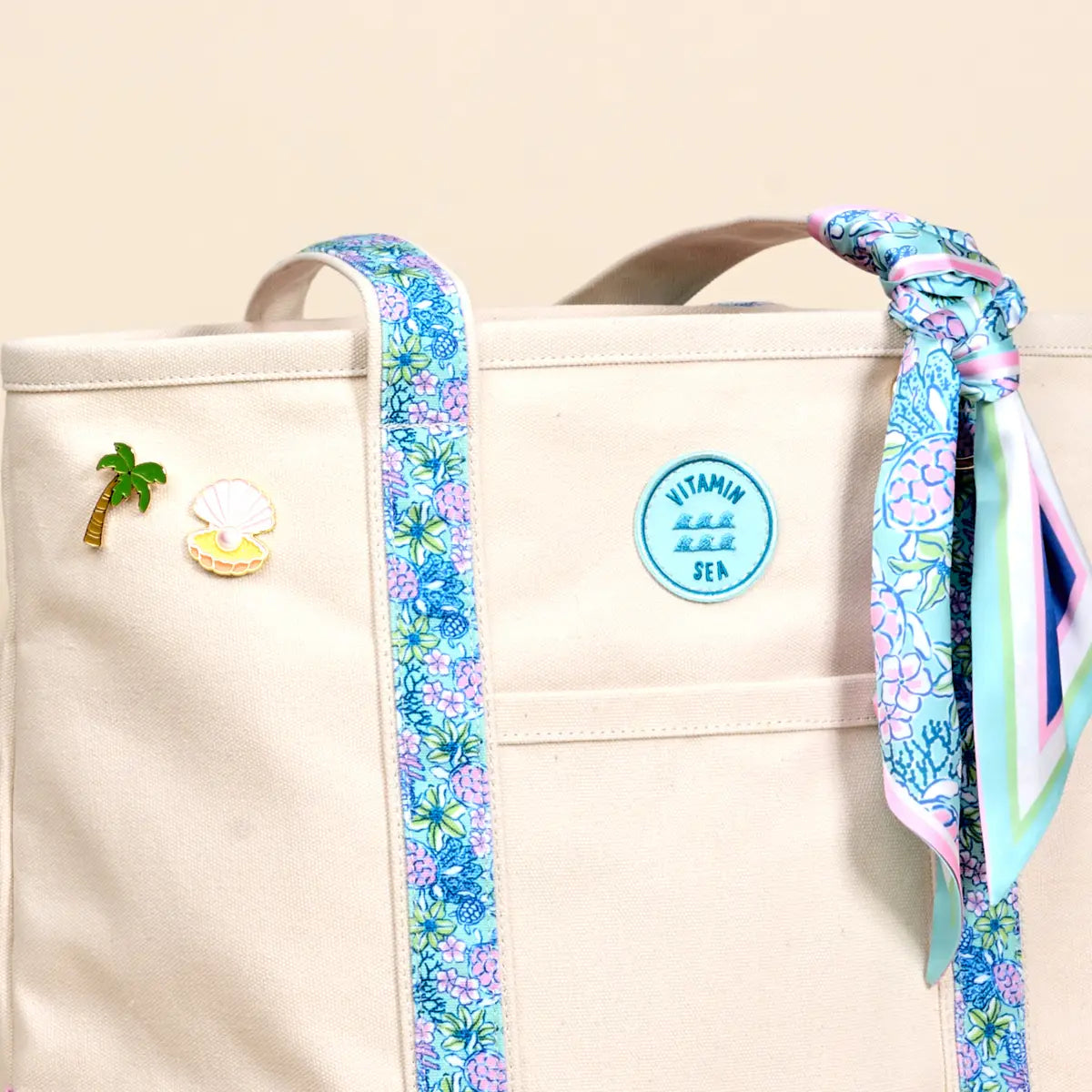 The Darling Canvas Tote Bag–Coastal Cove