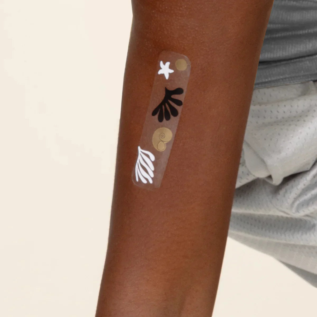 Travel Well 6 Pack Patches - Shell Collage