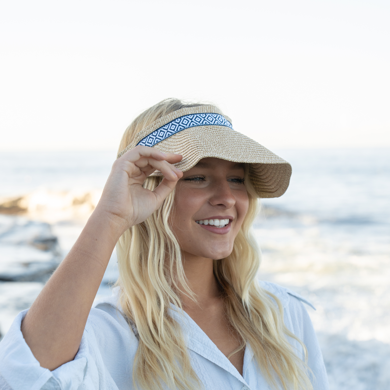 The Foldable Sun Visor