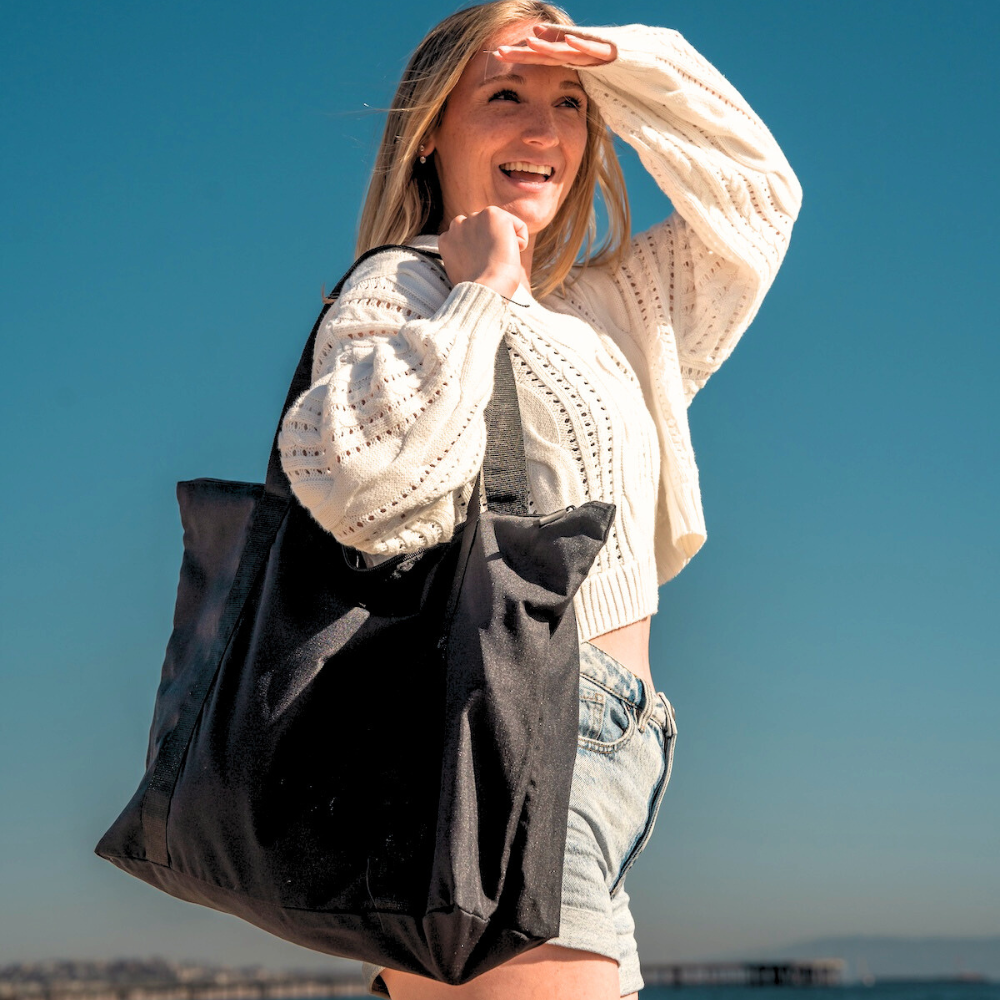Bluewater Beach Tote - Black