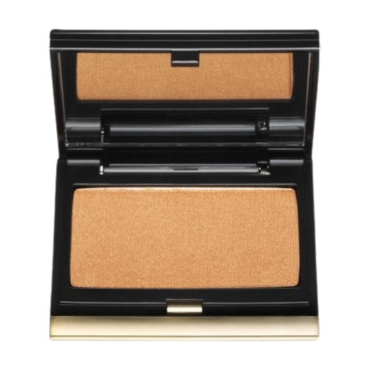 The Celestial Highlighting Powder in Sunlit