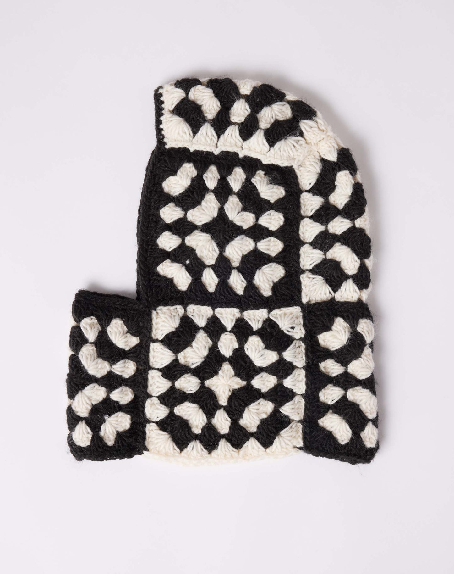 La Paz Crochet Balaclava - Cream/Black