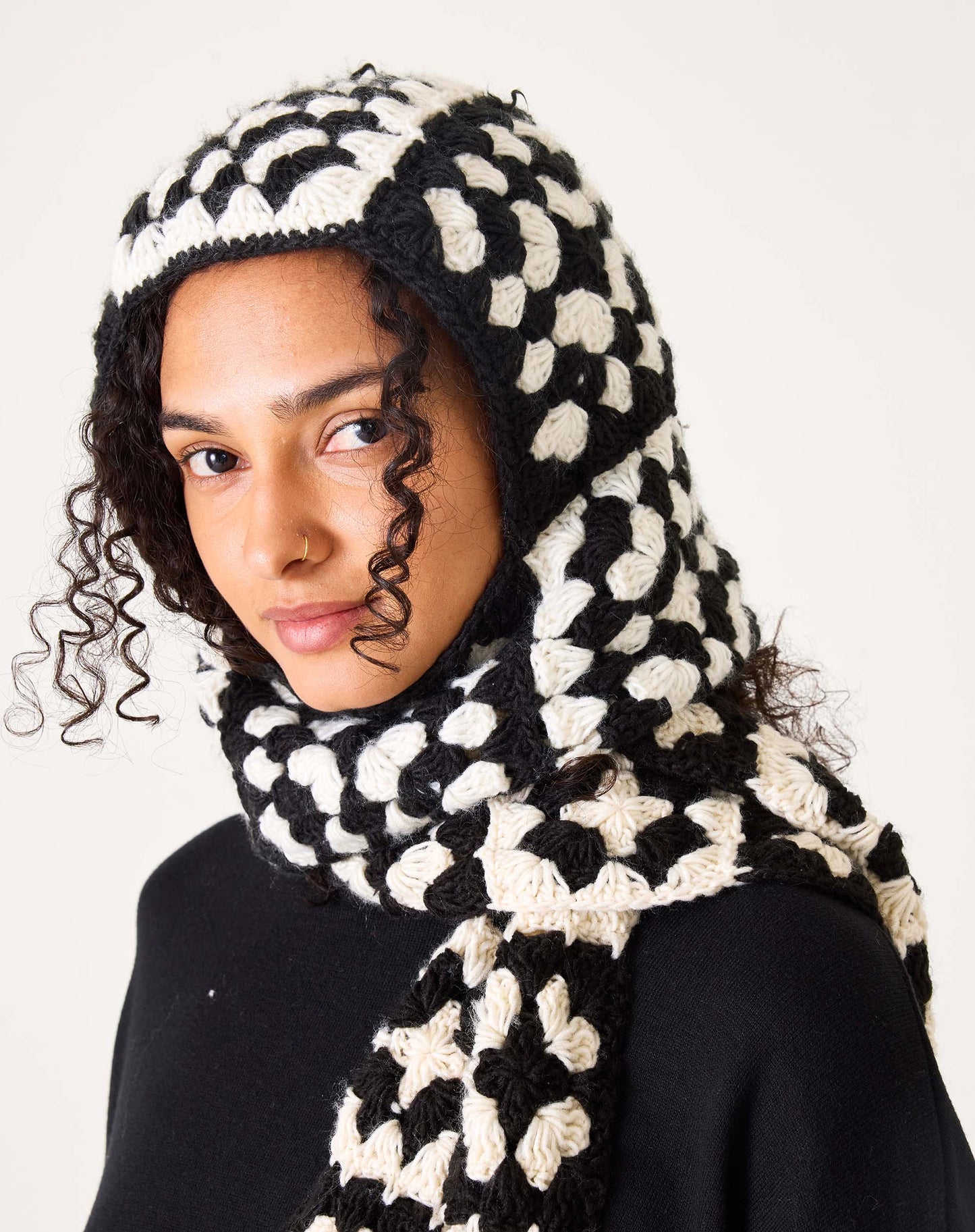 La Paz Crochet Balaclava - Cream/Black